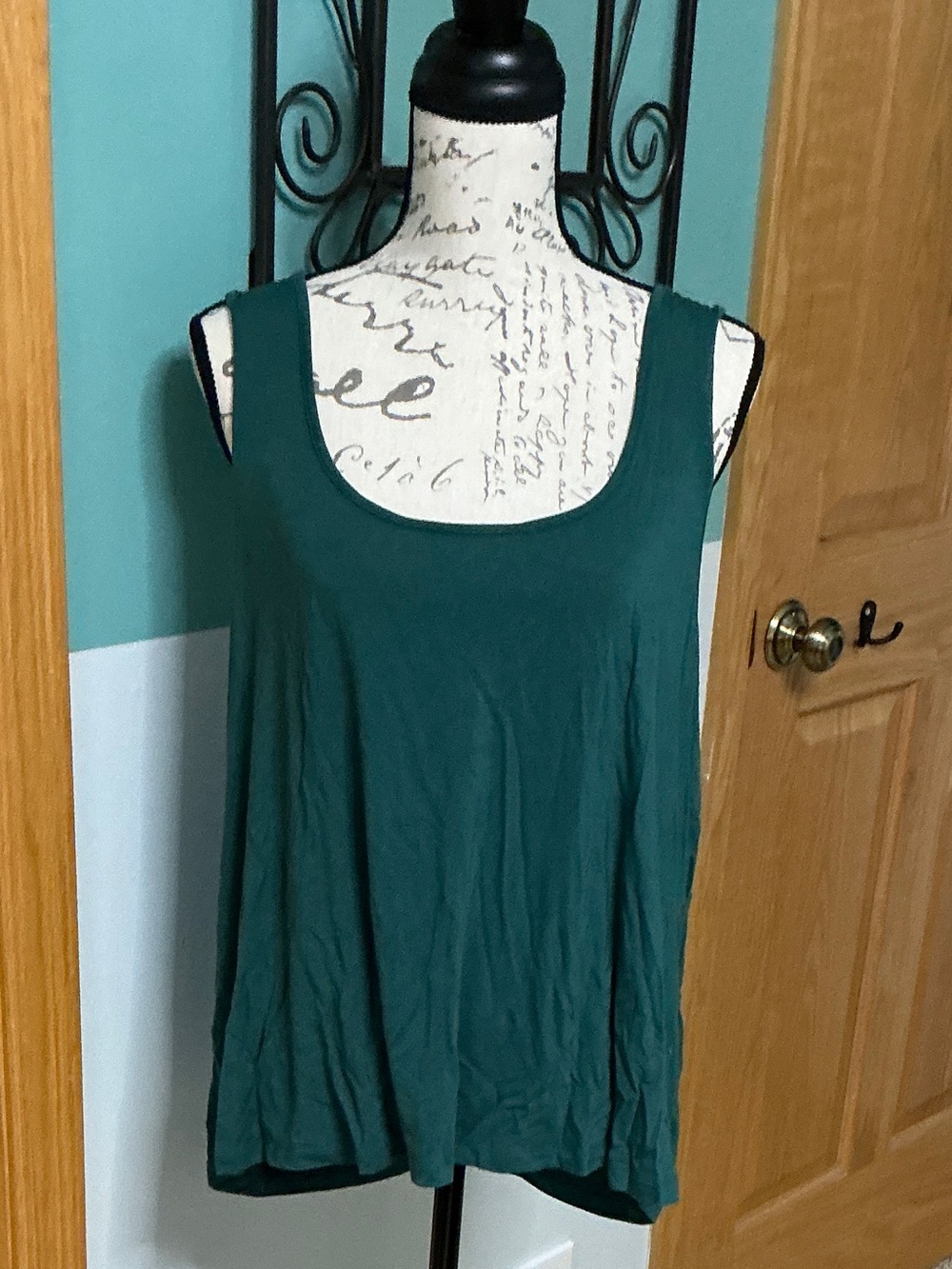 Women’s Scoop Neck Tank Top - Dark Teal Green